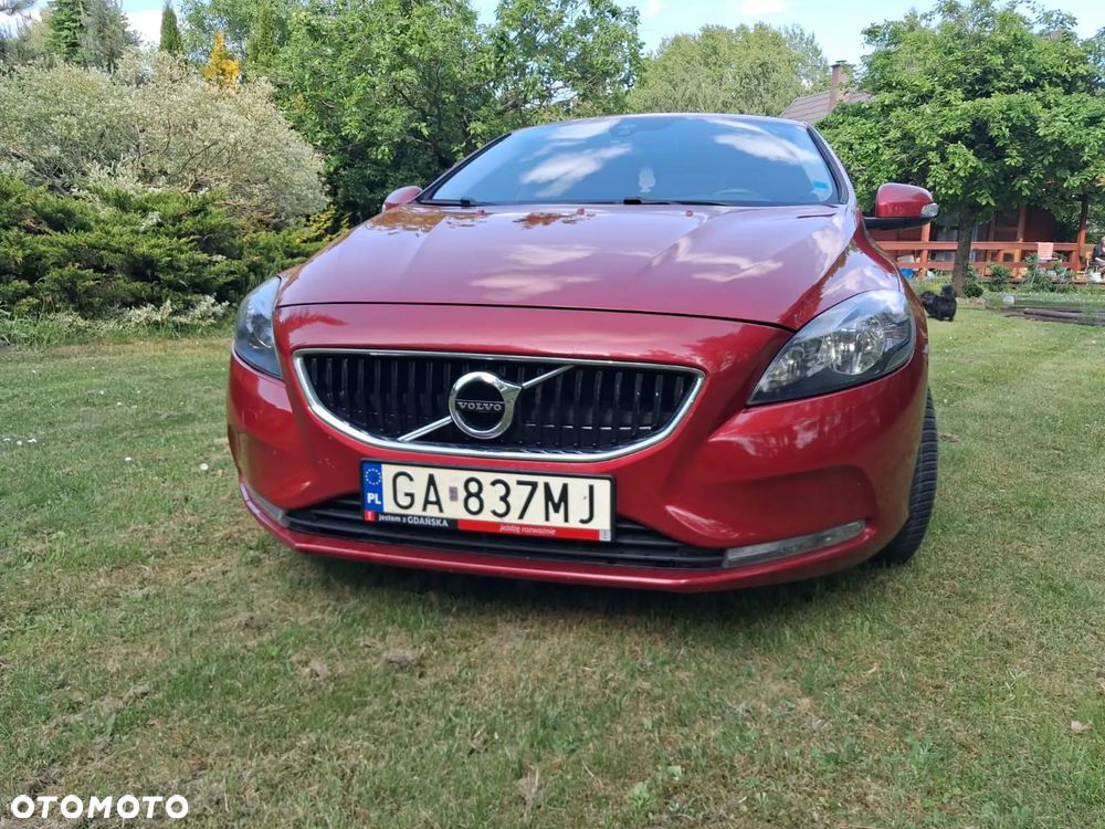 Volvo V40 D2 Geartronic Momentum - 2