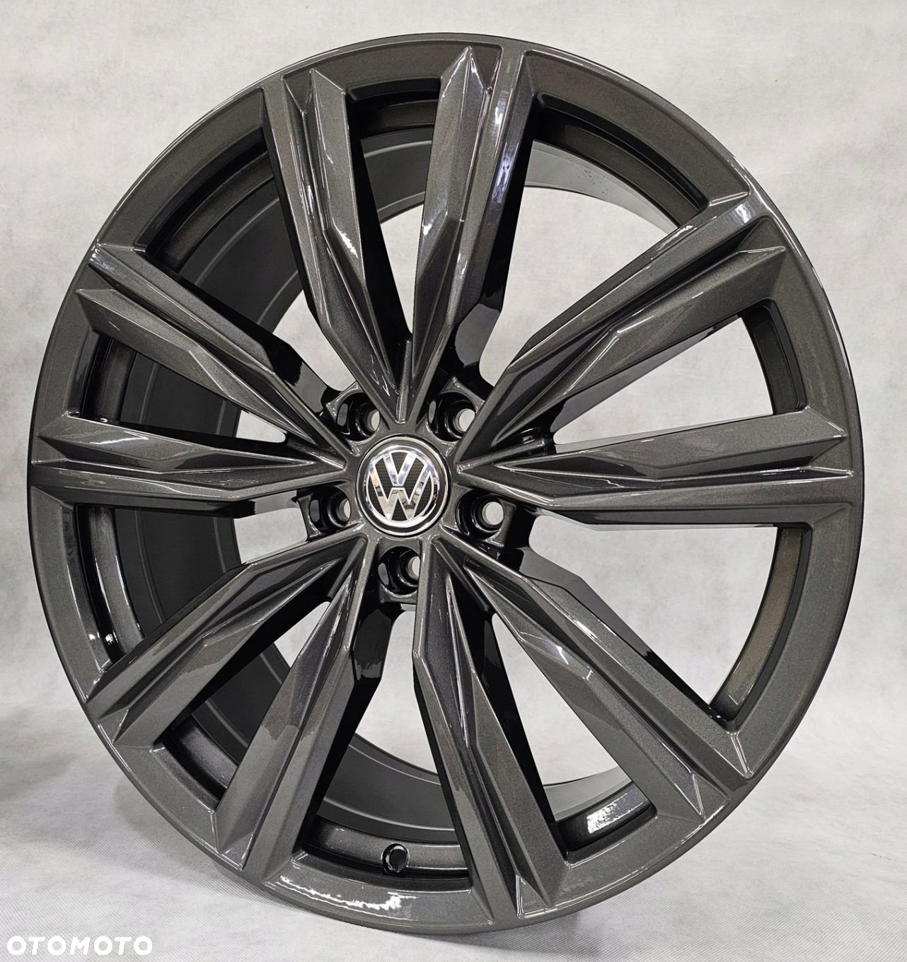 FELGI KOŁA VW TIGUAN 8x20 ET41 5NA601025H - 3