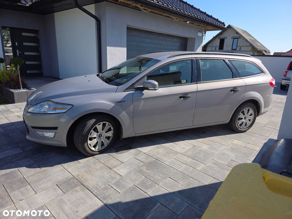 Ford Mondeo - 8