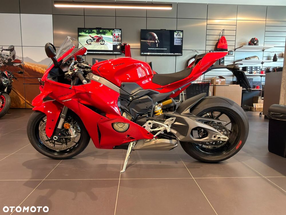 Ducati Panigale V4 - 10