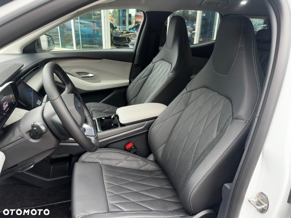 Ford Explorer - 10