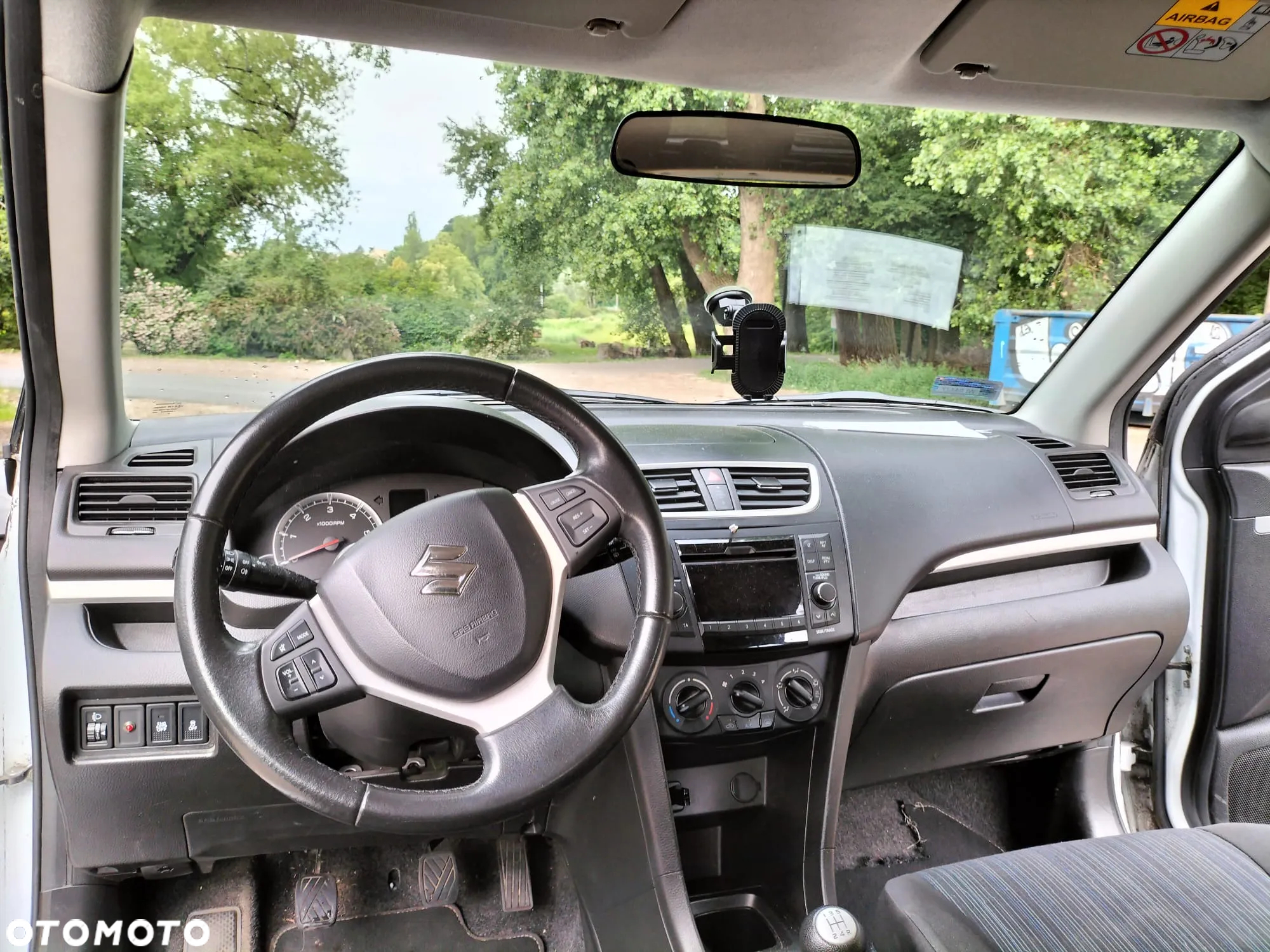 Suzuki Swift 1.3 DDiS Club - 11