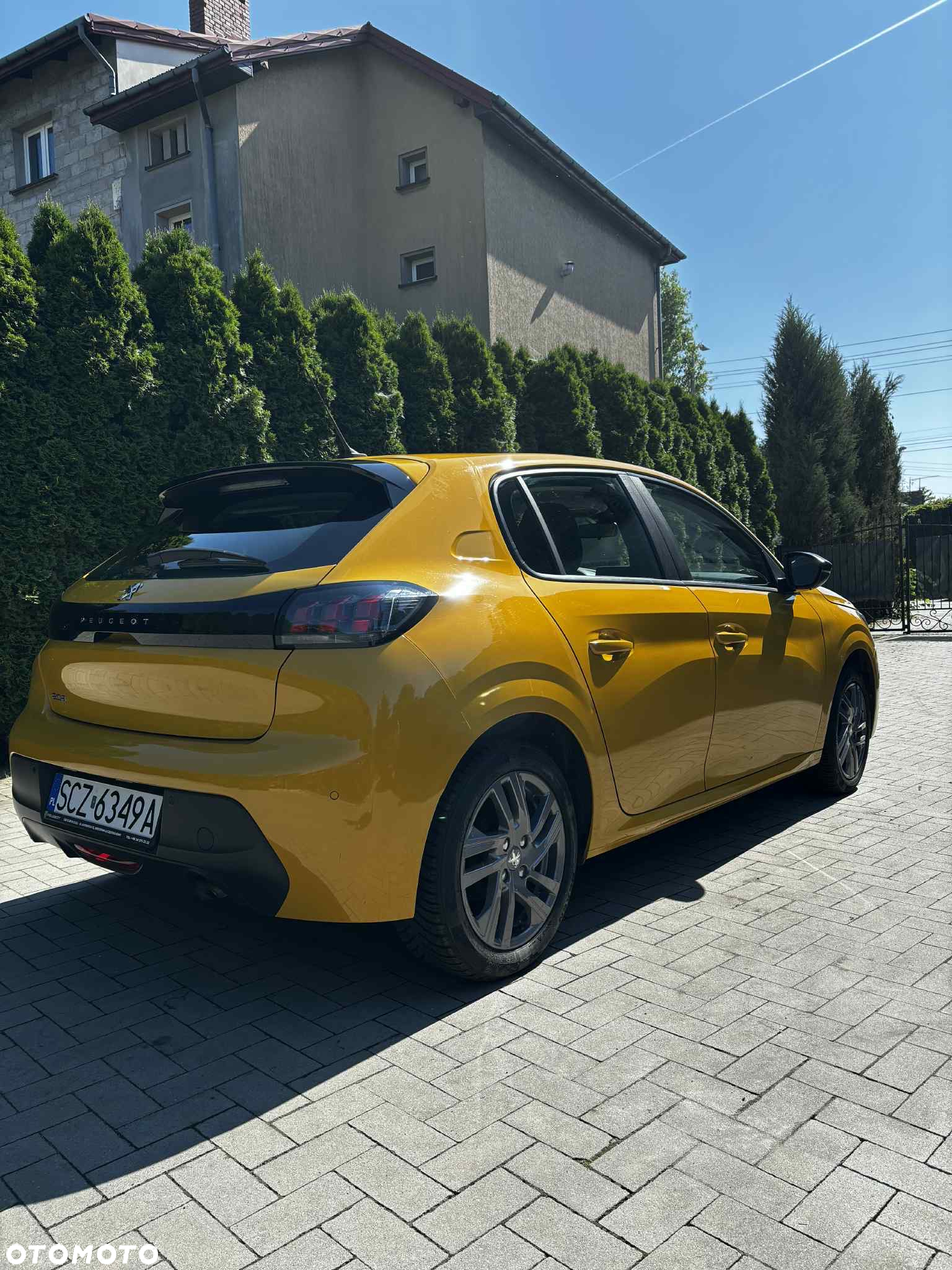 Peugeot 208 - 14