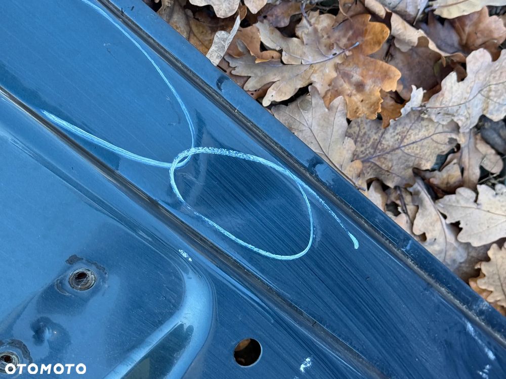 MITSUBISHI PAJERO I LONG KLAPA TYLNA BAGAŻNIKA BEZ SZYBY - 4