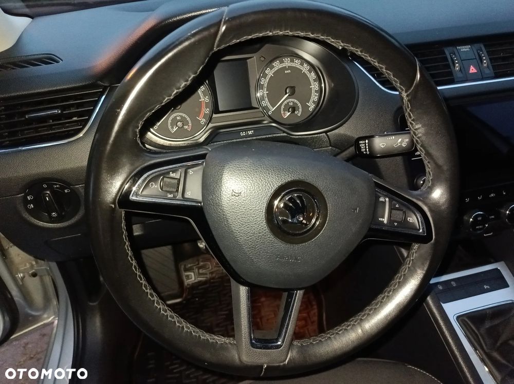 Skoda Octavia 1.6 TDI Ambition - 10