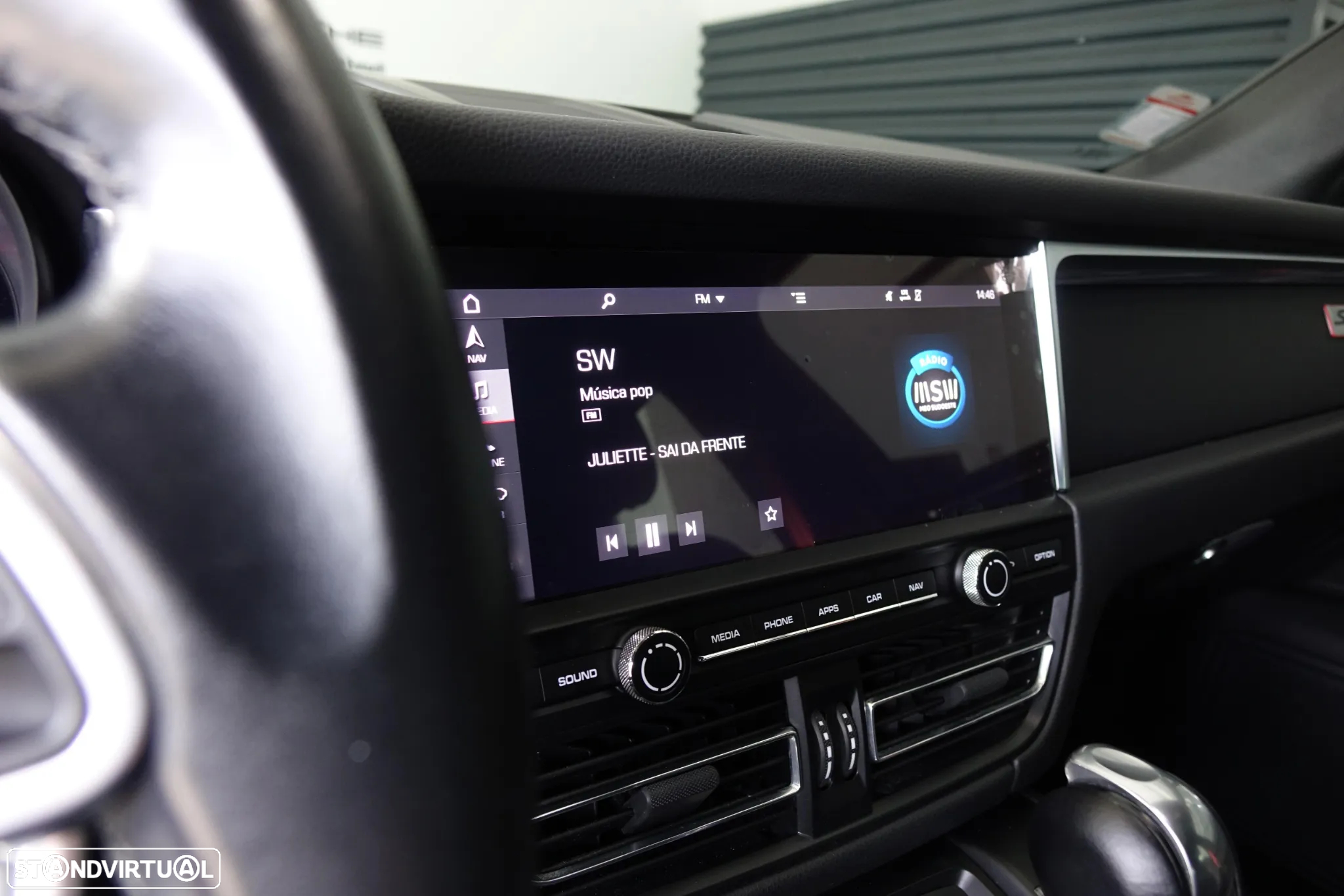 Porsche Macan Spirit - 35
