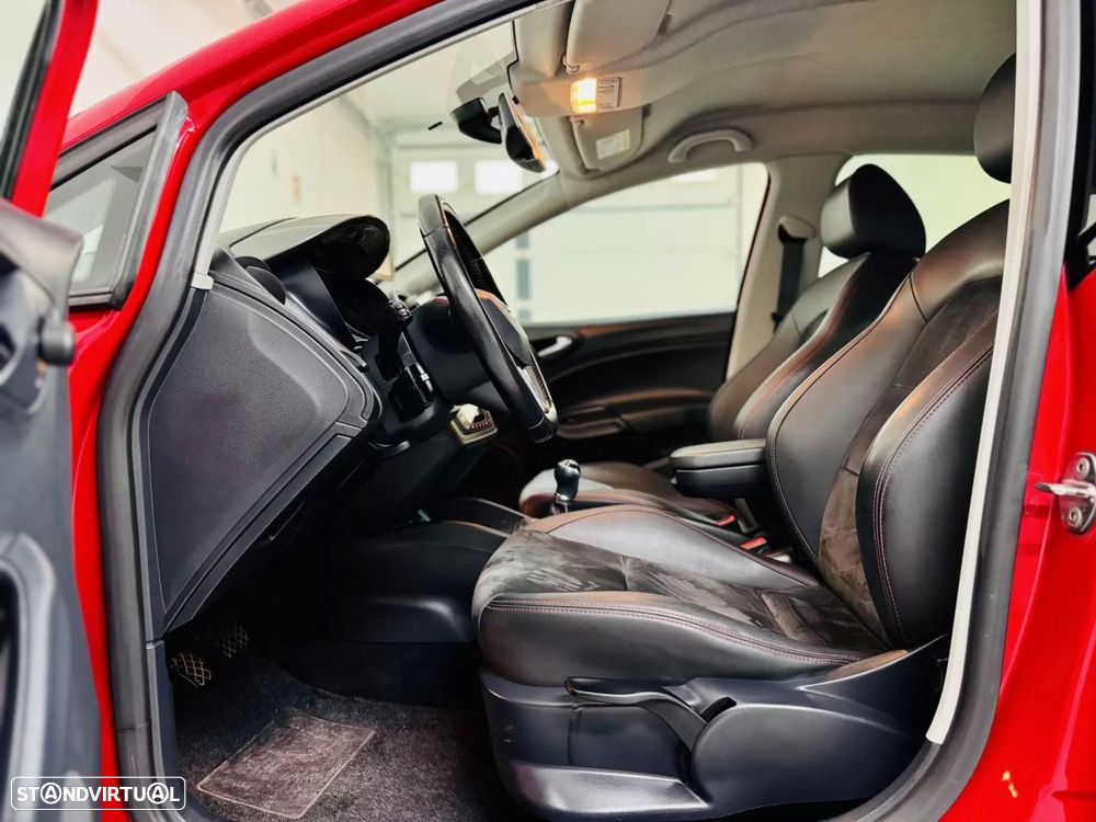 SEAT Ibiza 1.6 TDI FR - 26