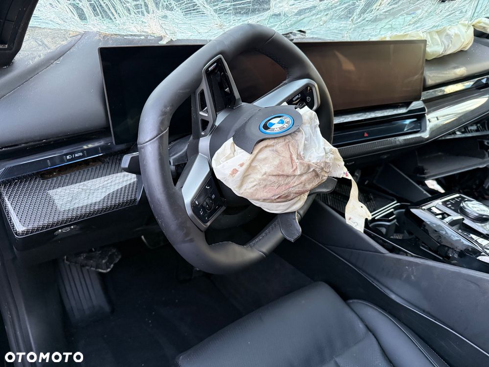 BMW i5 83.9kWh xDrive40 M Sport Edition - 14