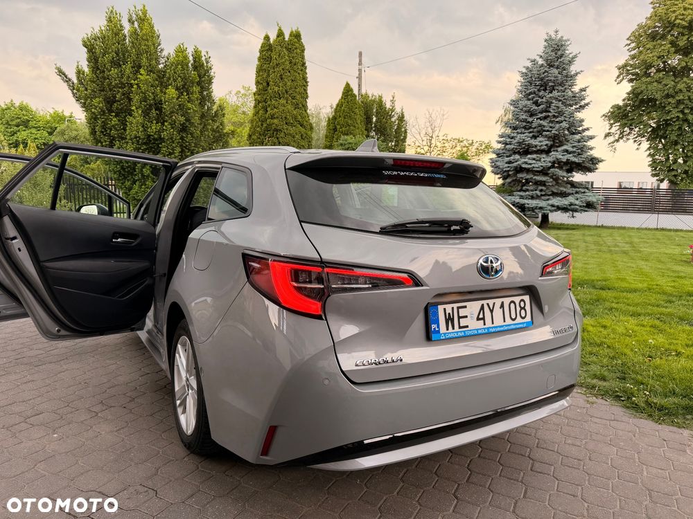 Toyota Corolla 1.8 Hybrid Comfort - 30