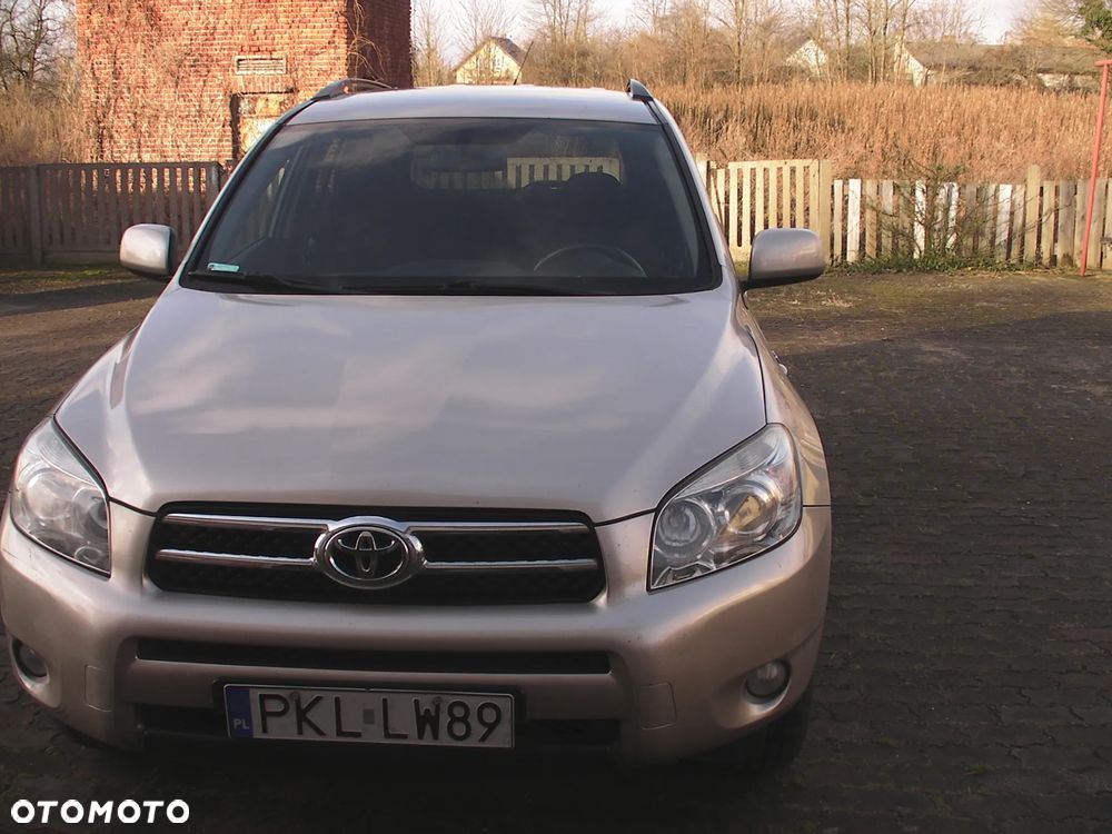 Toyota RAV4 2.2 D-4D 4x4 - 9