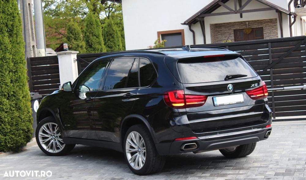 BMW X5 xDrive30d Sport-Aut. - 7
