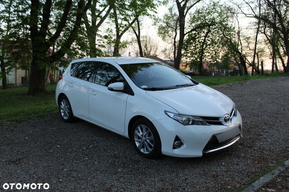 Toyota Auris 1.33 VVT-i Premium - 8