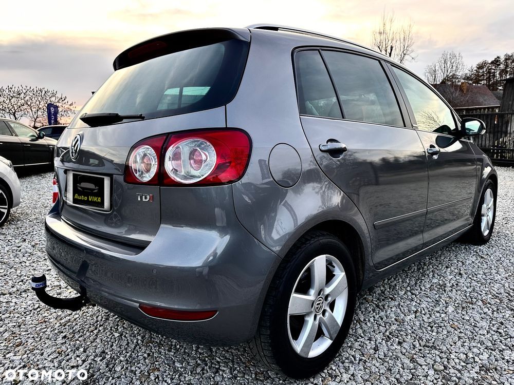 Volkswagen Golf Plus 1.6 TDI DPF Comfortline - 26