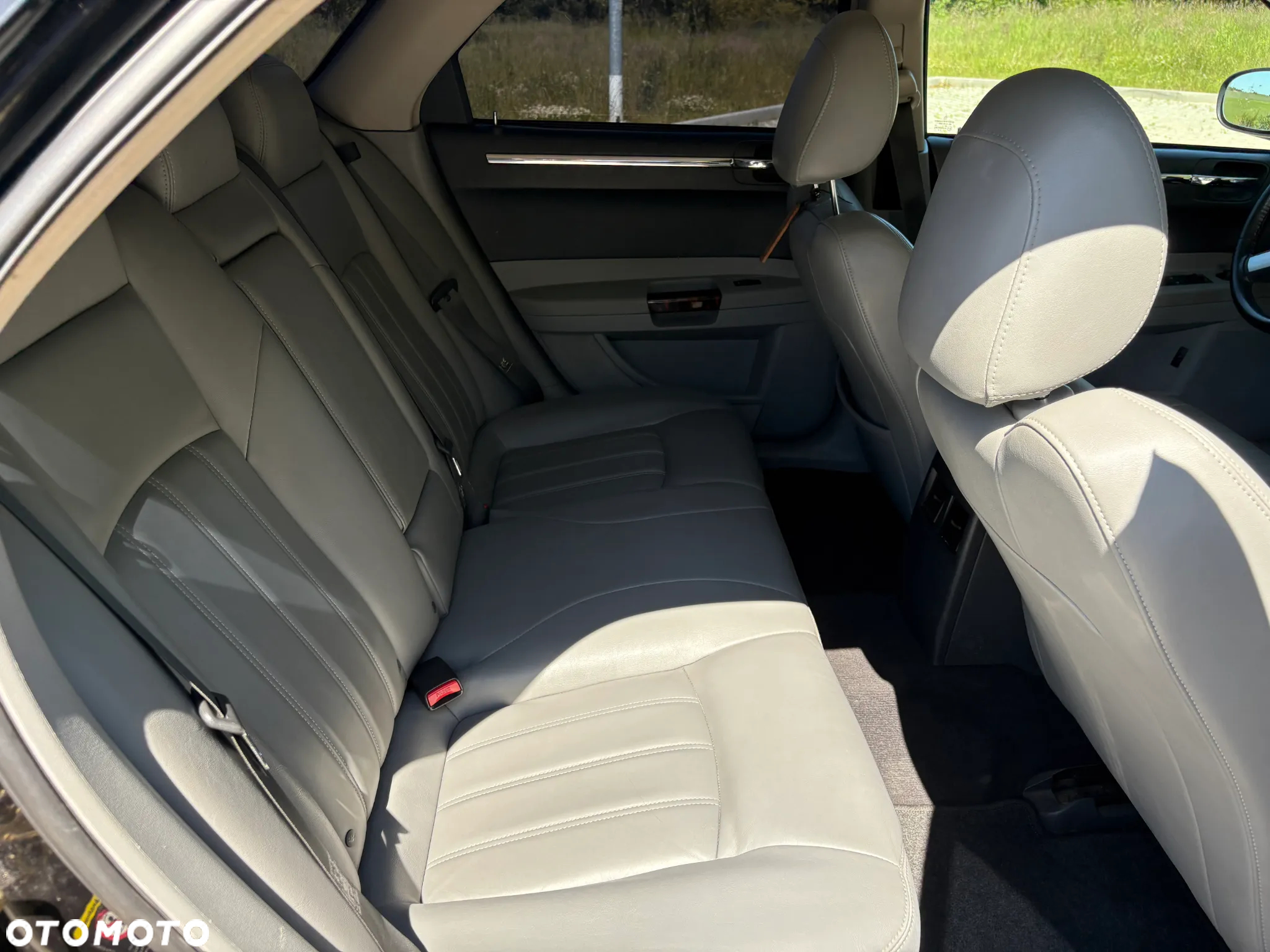 Chrysler 300C 3.0 V6 CRD - 18