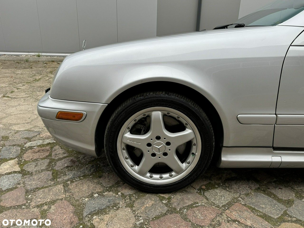 Mercedes-Benz CLK - 14