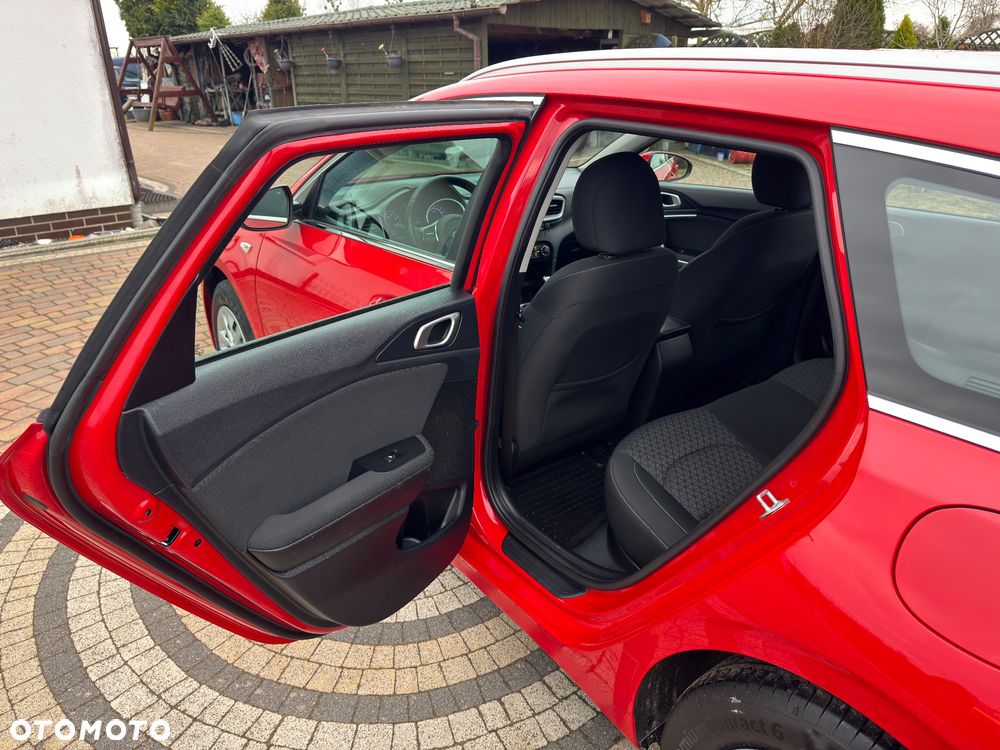 Kia Ceed - 19