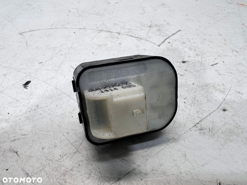 PRZEŁĄCZNIK WŁĄCZNIK SZYB AUDI A3 8V 8V0959851E KOMPLET 1/25 - 12