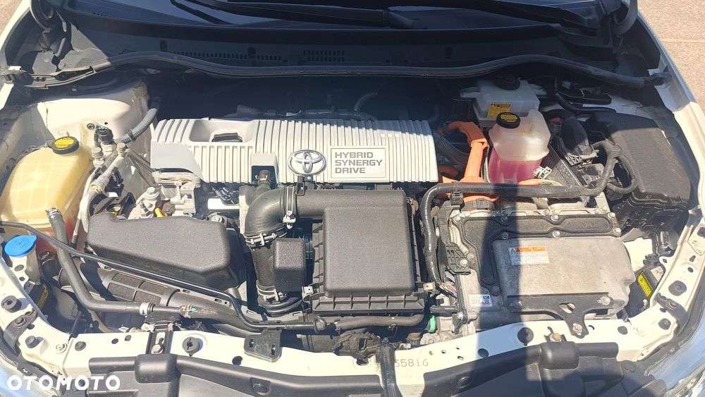Toyota Auris 1.8 HSD Luna - 27