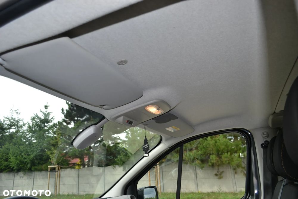 Renault Trafic - 13