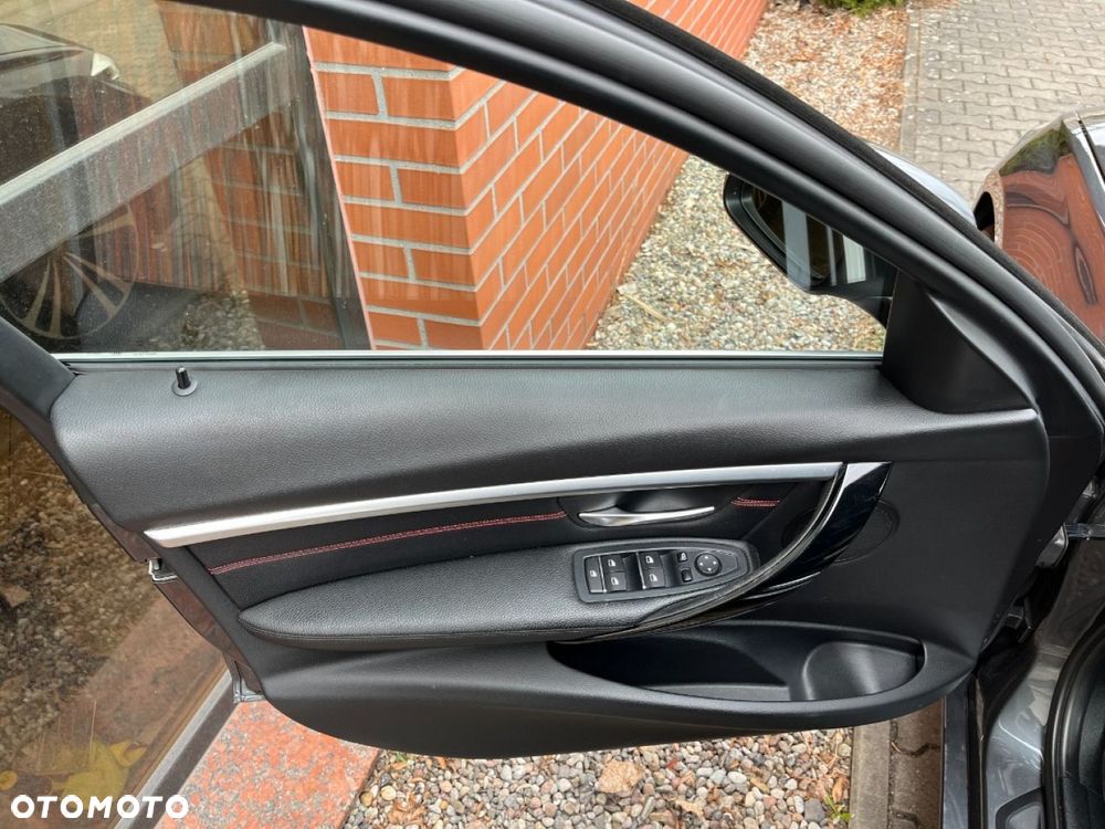 BMW Seria 3 320i GPF M Sport - 20