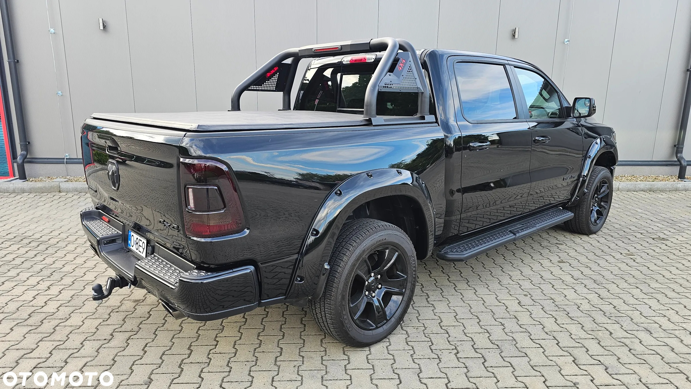 Dodge RAM 1500 5.7 4x4 - 8