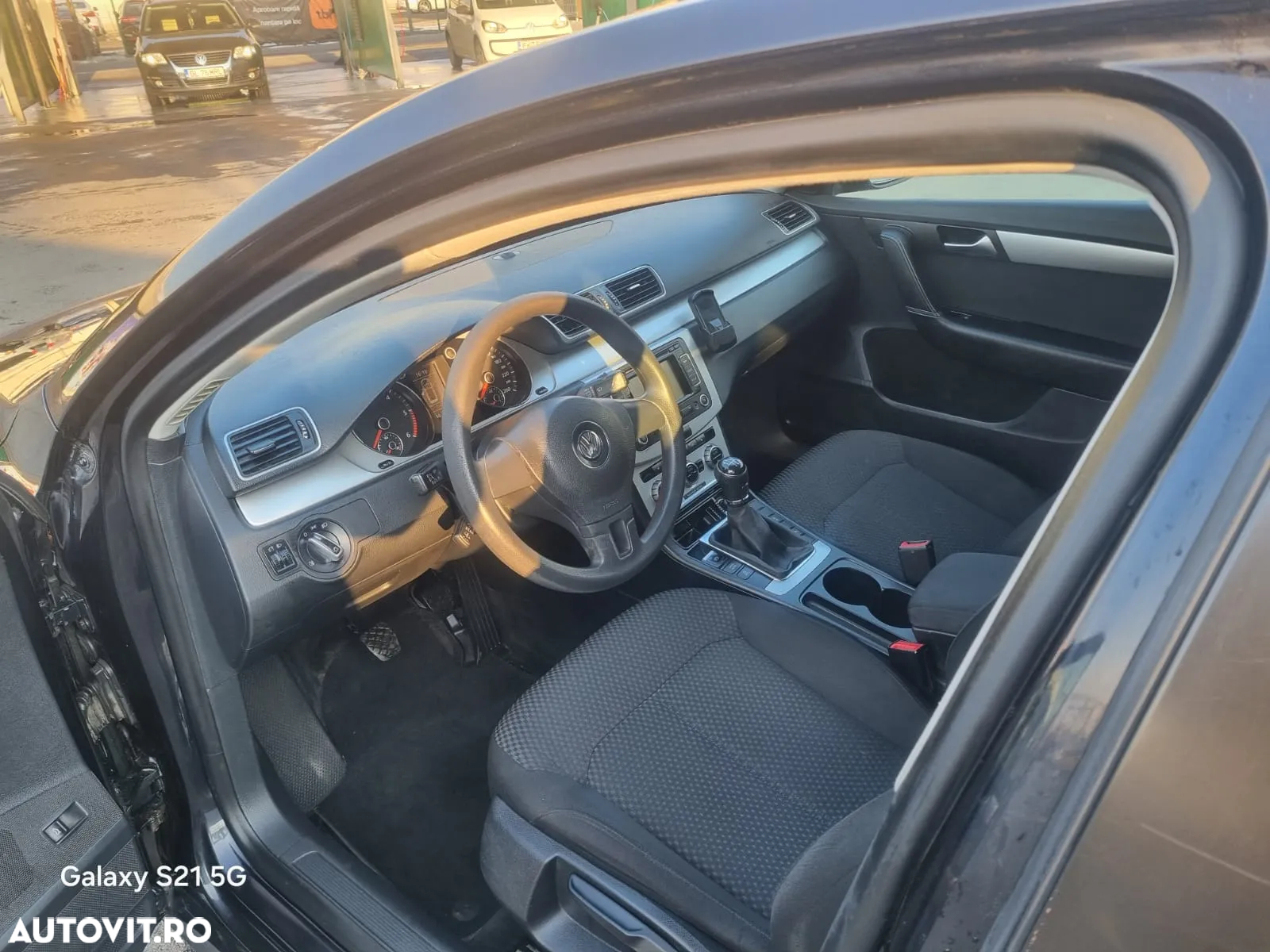 Volkswagen Passat Variant 2.0 TDI BlueMotion Technology Highline - 12