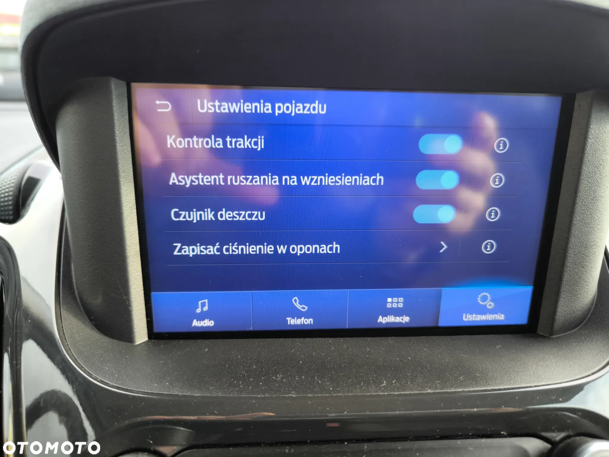 Ford Tourneo Courier 1.5 TDCi Titanium - 20