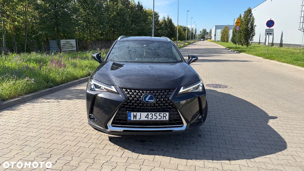 Lexus UX 250h Elegance 2WD - 9