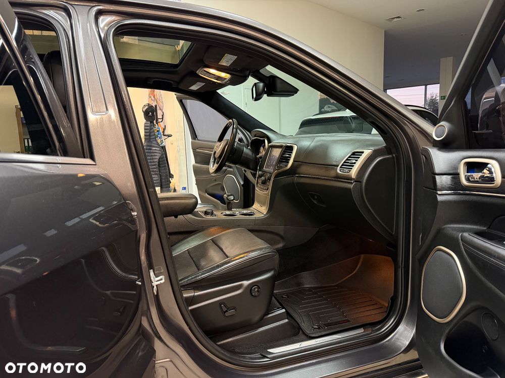 Jeep Grand Cherokee Gr 3.6 V6 Overland Summit - 32