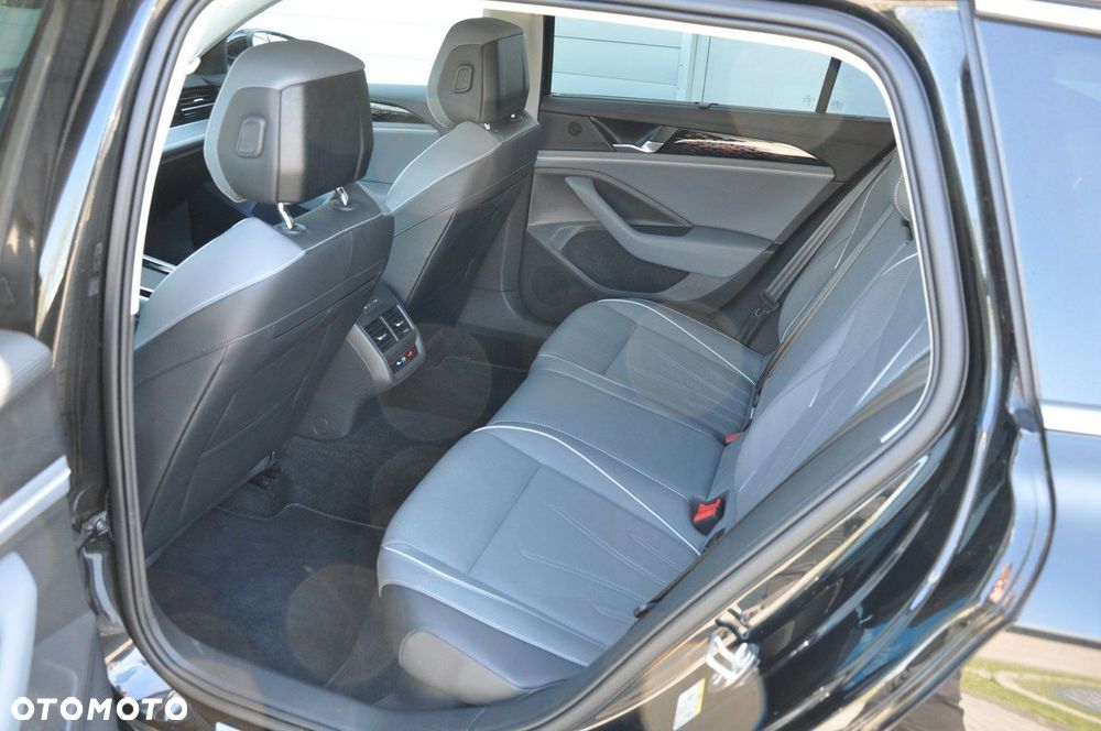 Volkswagen Passat Variant 1.5 TSI ACT mHEV Elegance DSG - 27