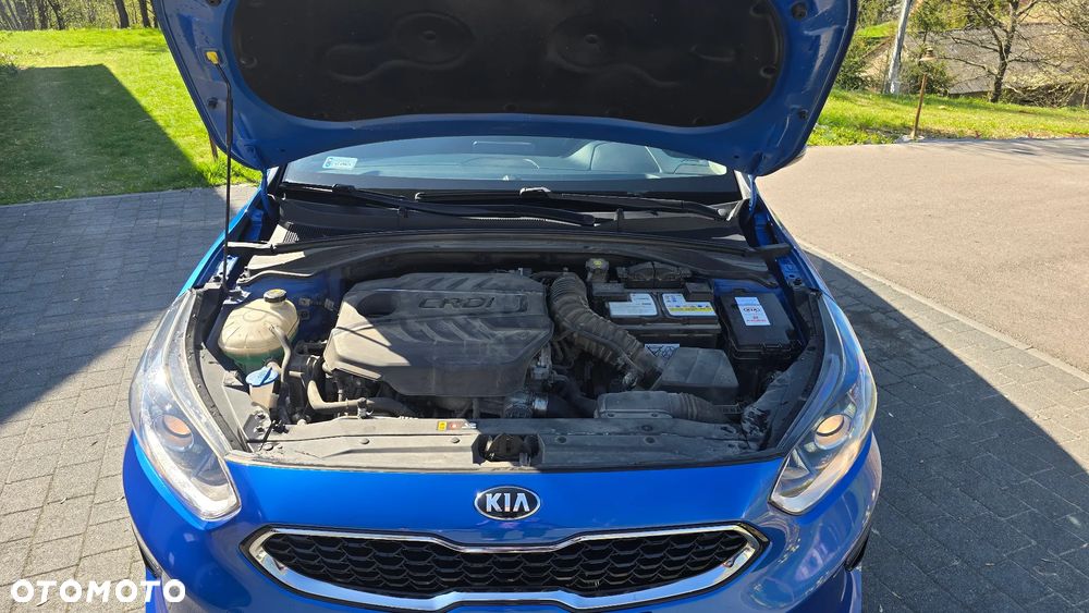 Kia Ceed 1.6 CRDi SCR L - 23