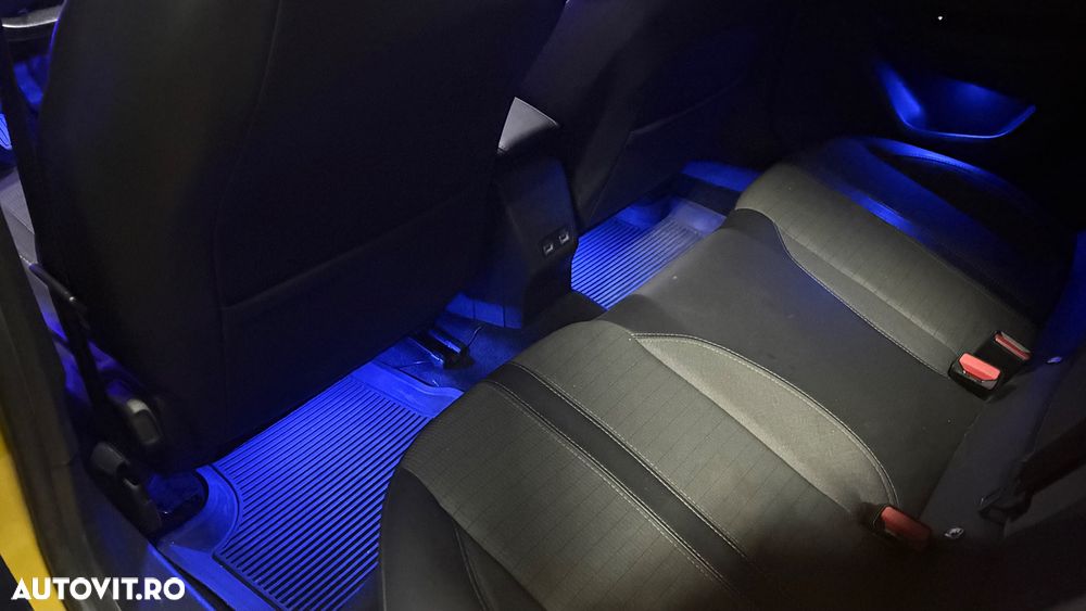 Peugeot 208 1.2 L PureTech STT Allure Pack - 15