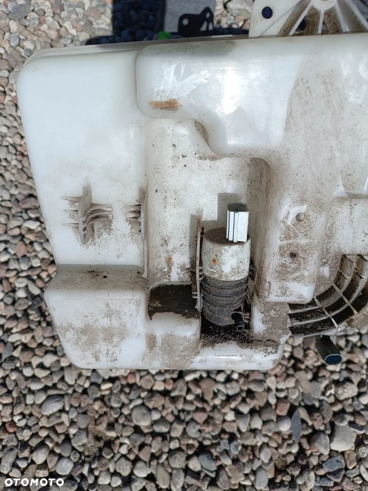 BMW E60 LIFT  Zbiornik Płynu Spryskiwaczy 7034967 - 2