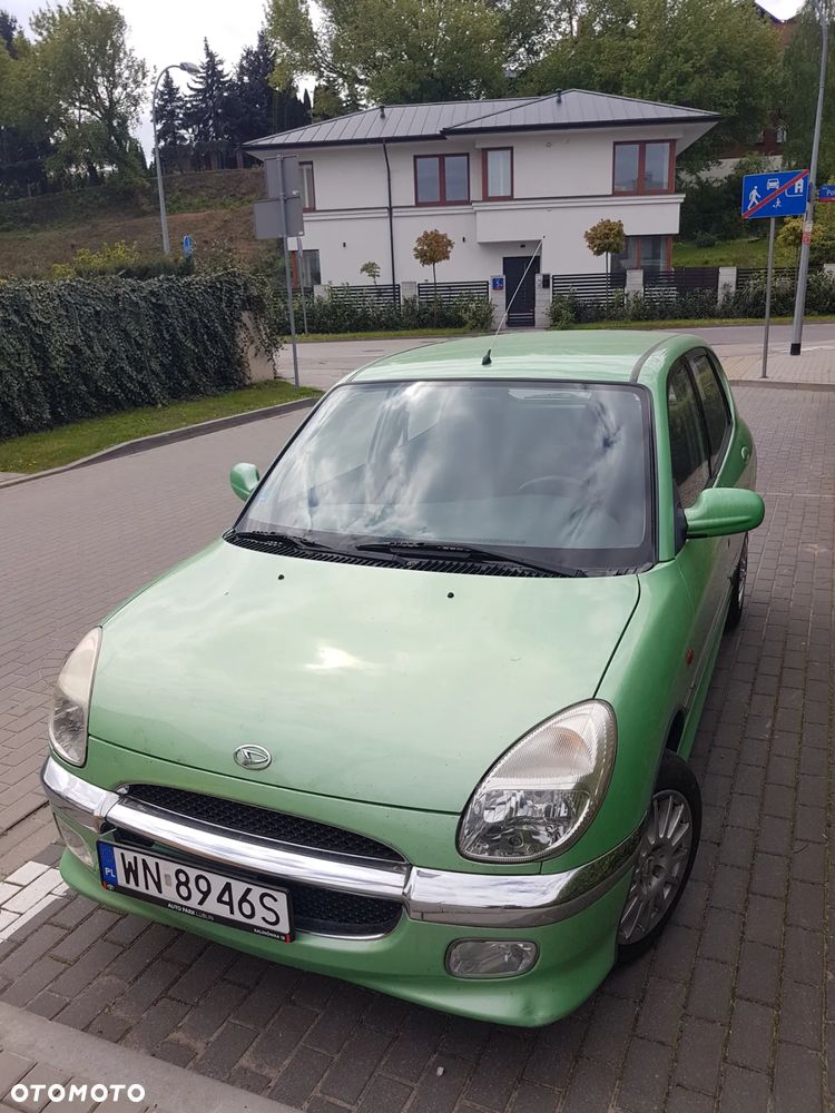 Daihatsu Sirion - 9
