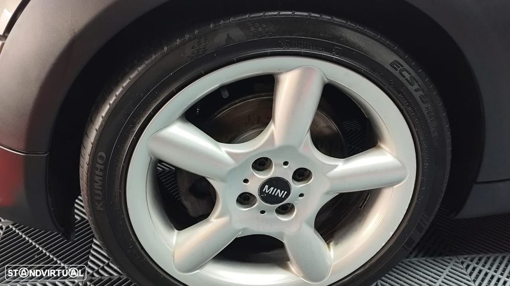 MINI 3 Portas One 1.6 - 13