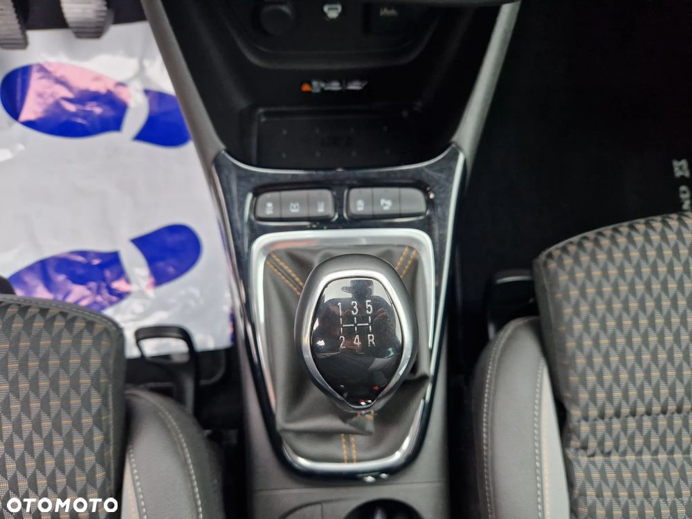 Opel Crossland X - 19