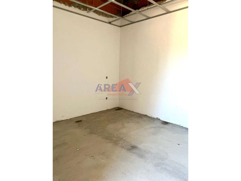 Moradia Térrea Totalmente Renovada - Oportunidade! - Grande imagem: 3/15