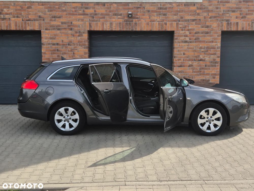 Opel Insignia - 8