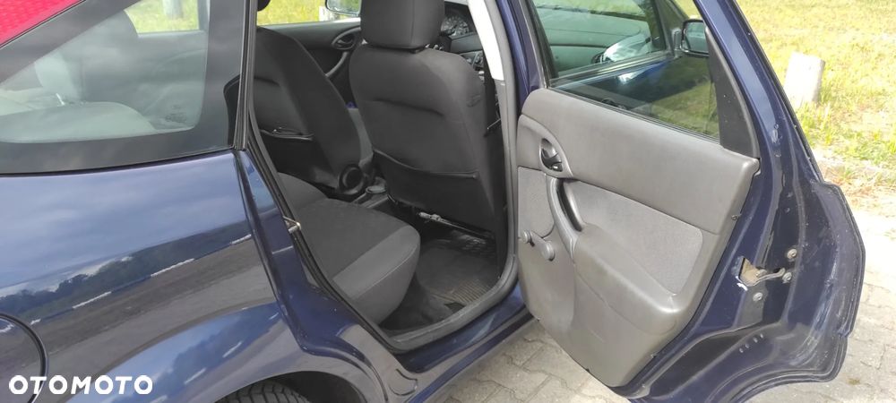 Ford Focus - 16