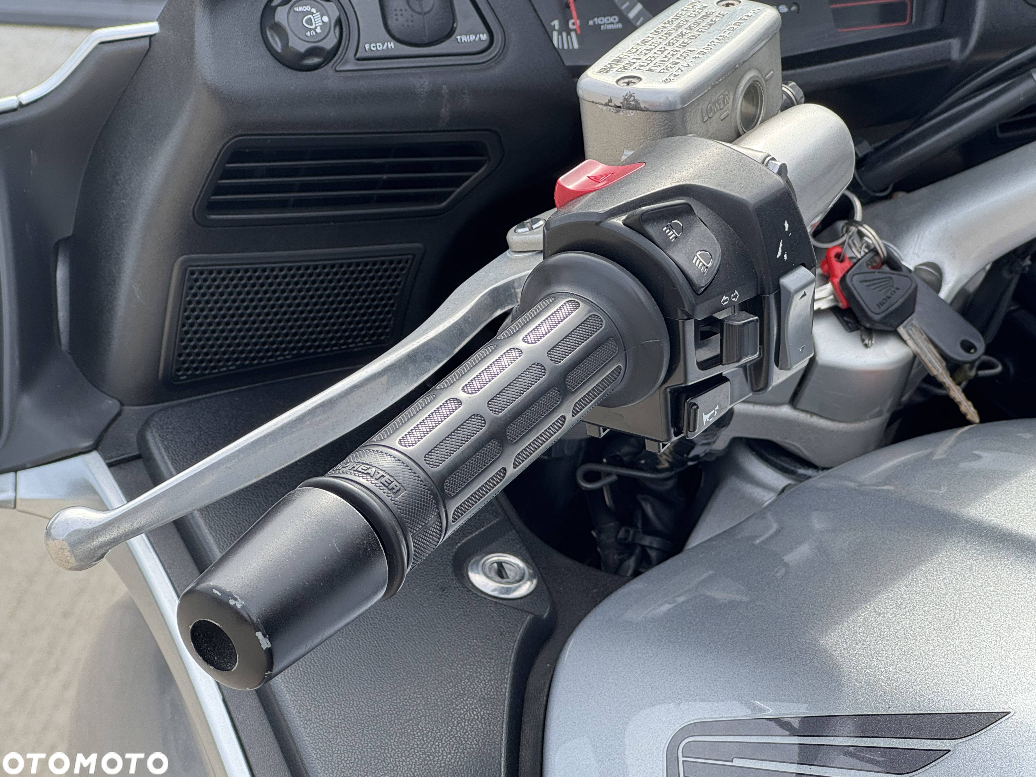 Honda ST - 25