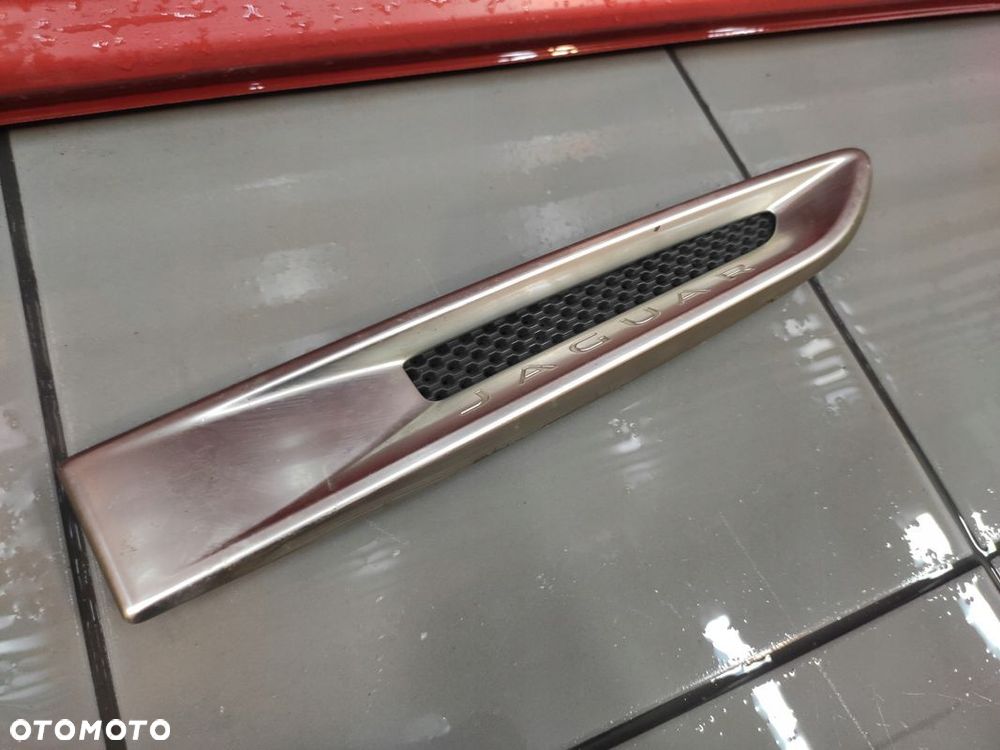 JAGUAR XF II X260 3.0D LISTWA BŁOTNIKA PRAWA KRATKA WLOT - 3