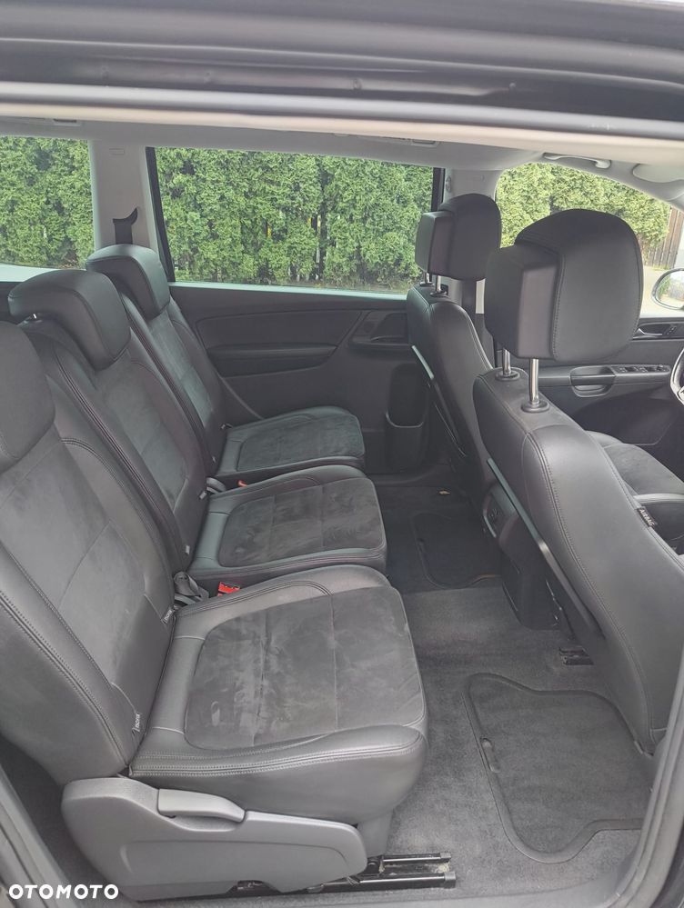 Volkswagen Sharan 2.0 TDI DSG (BlueMotion Technology) Highline - 11