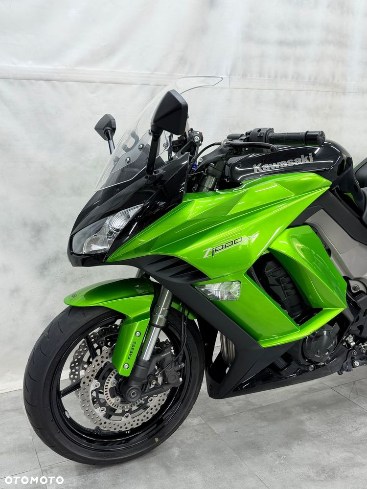 Kawasaki Ninja 1000 SX - 21