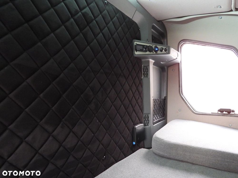 Renault MASTER PLANDEKA 10 PALET WEBASTO TEMPOMAT LEDY PNEUMATYKA KLIMATYZACJA  165KM - 41