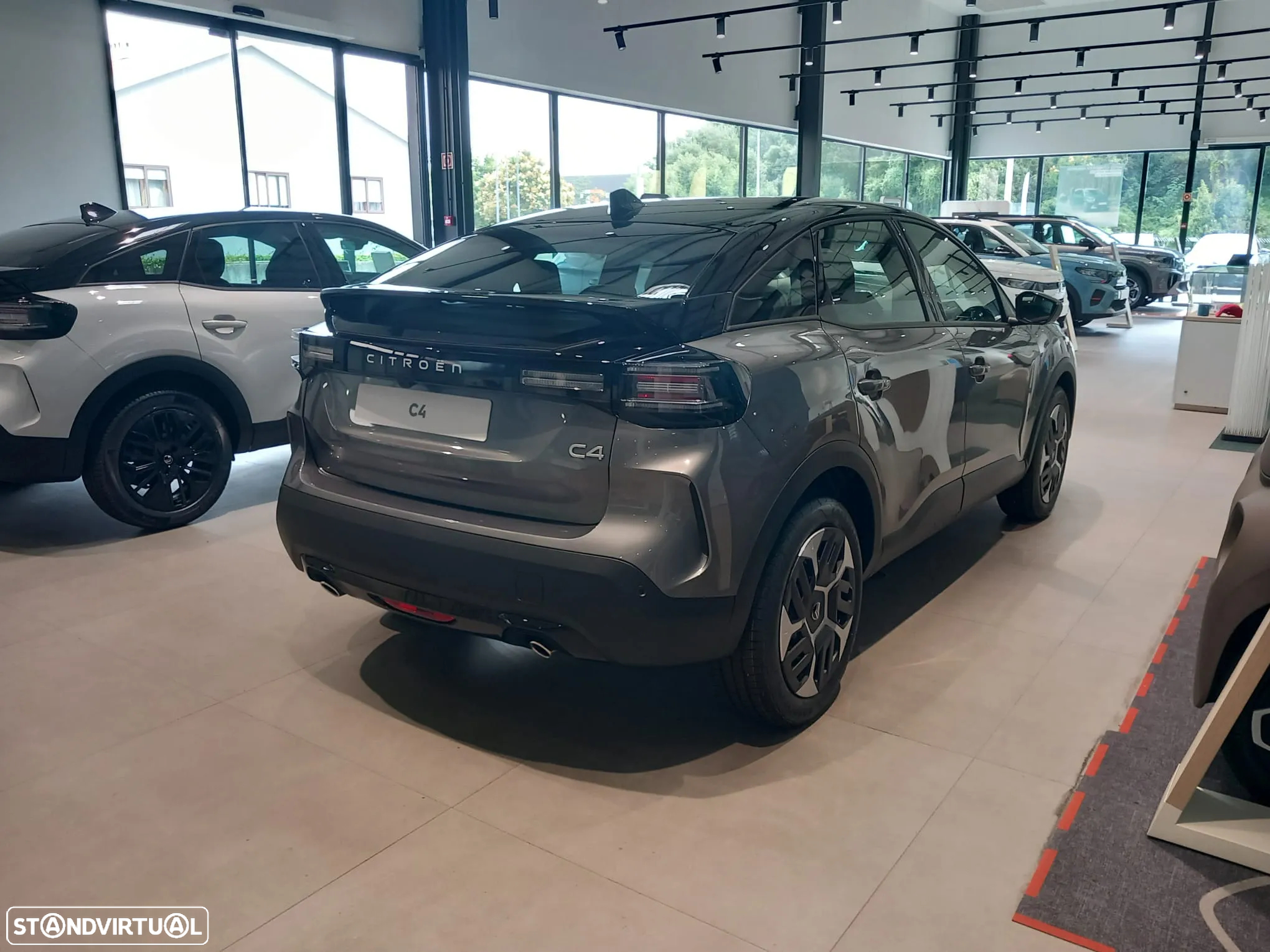 Citroën C4 1.2 PureTech Plus EAT8 - 5