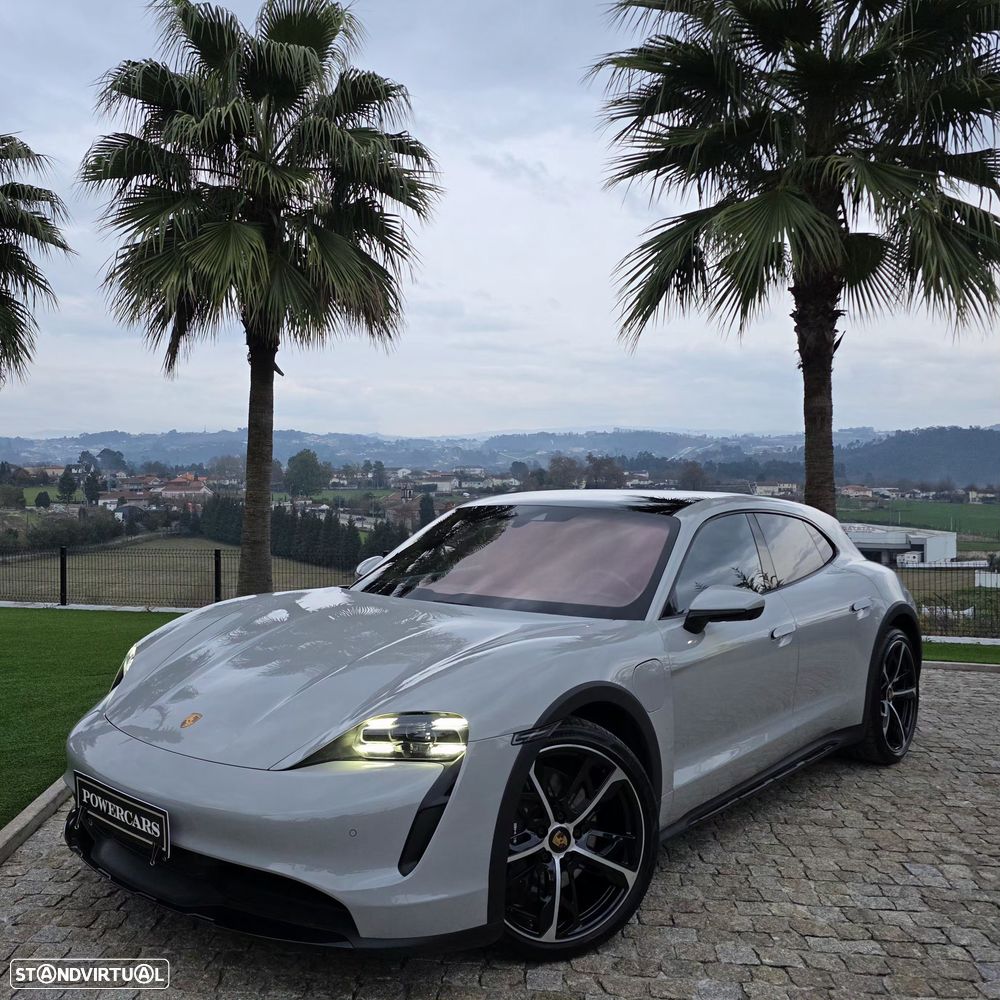 Porsche Taycan Cross Turismo 4 - 1