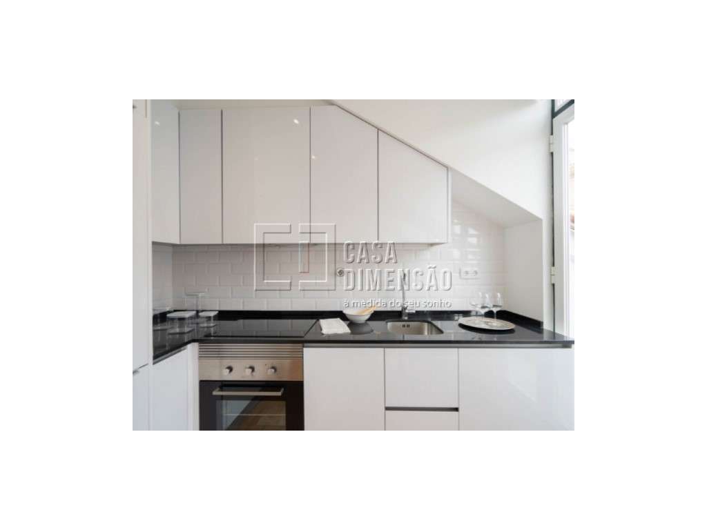 Apartamento de tipologia T2 com 51 m2 totalmente renovado, mobilado... - Grande imagem: 5/24