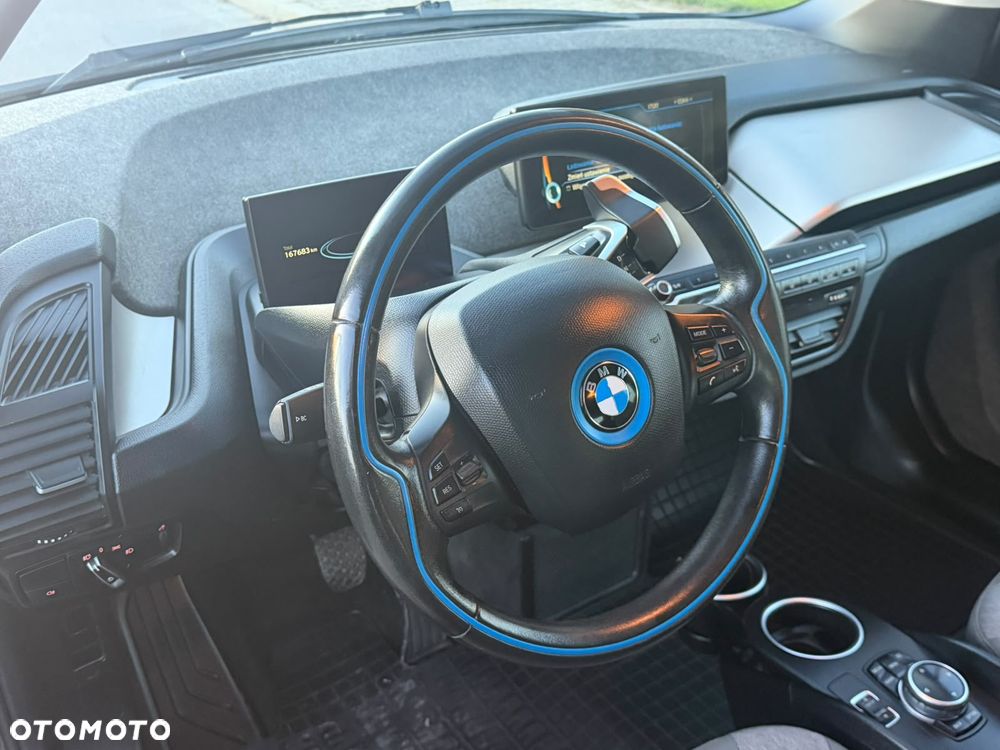 BMW i3 (60 Ah) - 24
