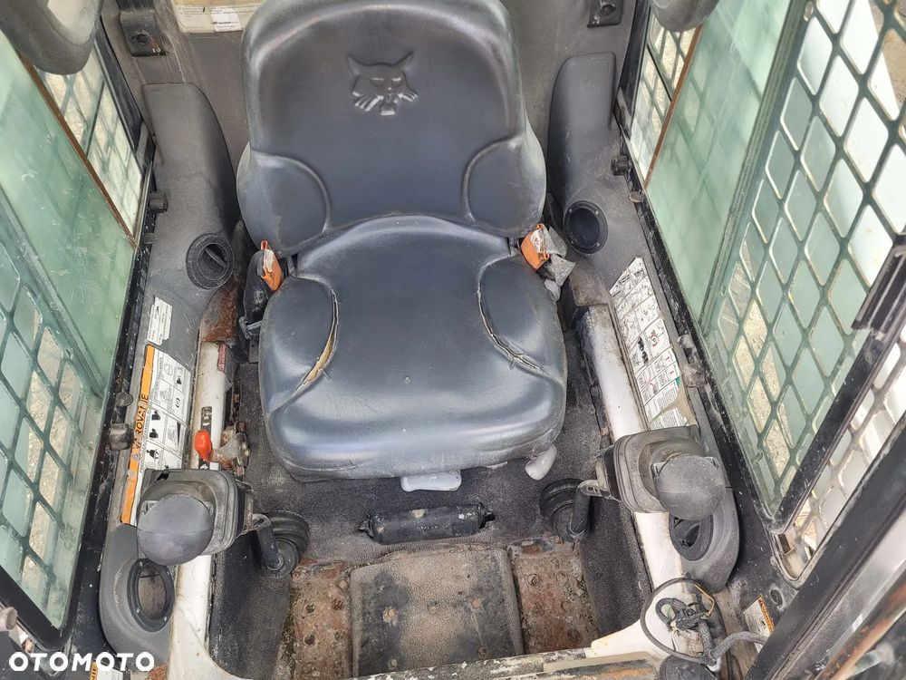 Bobcat S250 - 6