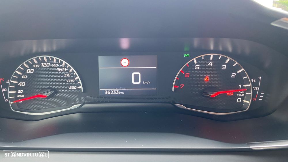 Peugeot 208 1.2 PureTech Active - 31